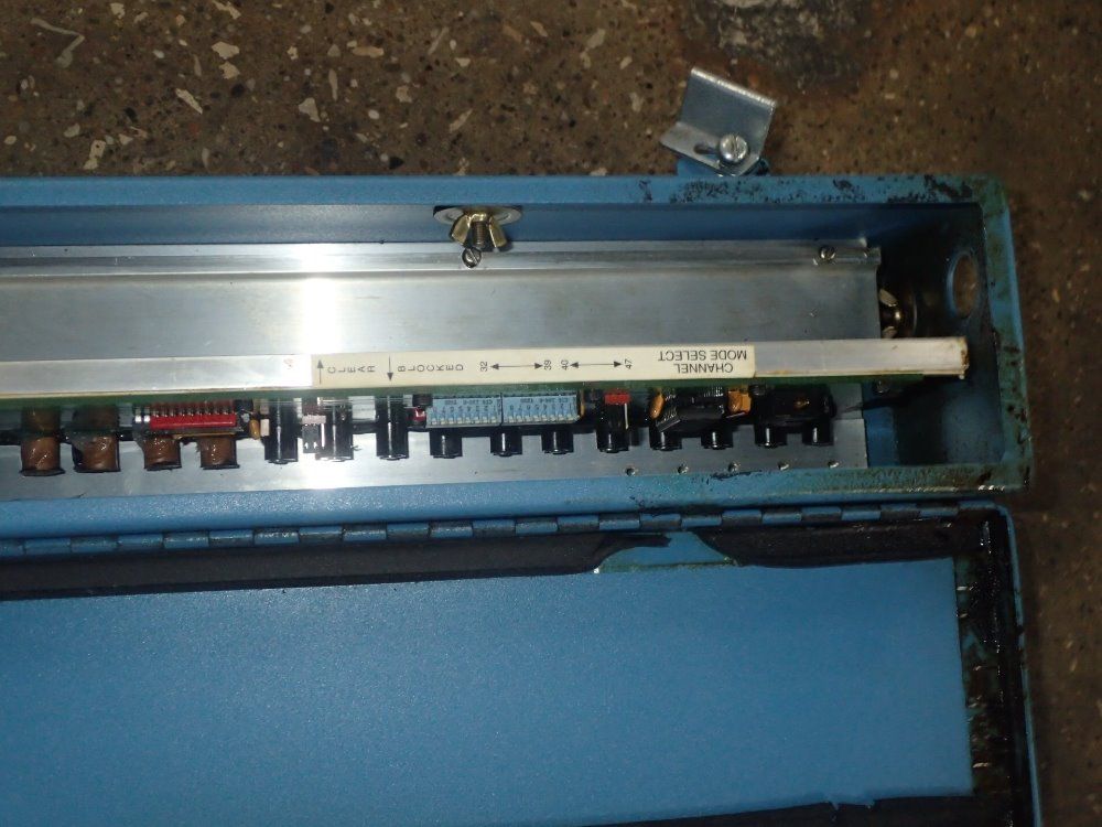 Dolan Jenner Light Curtain