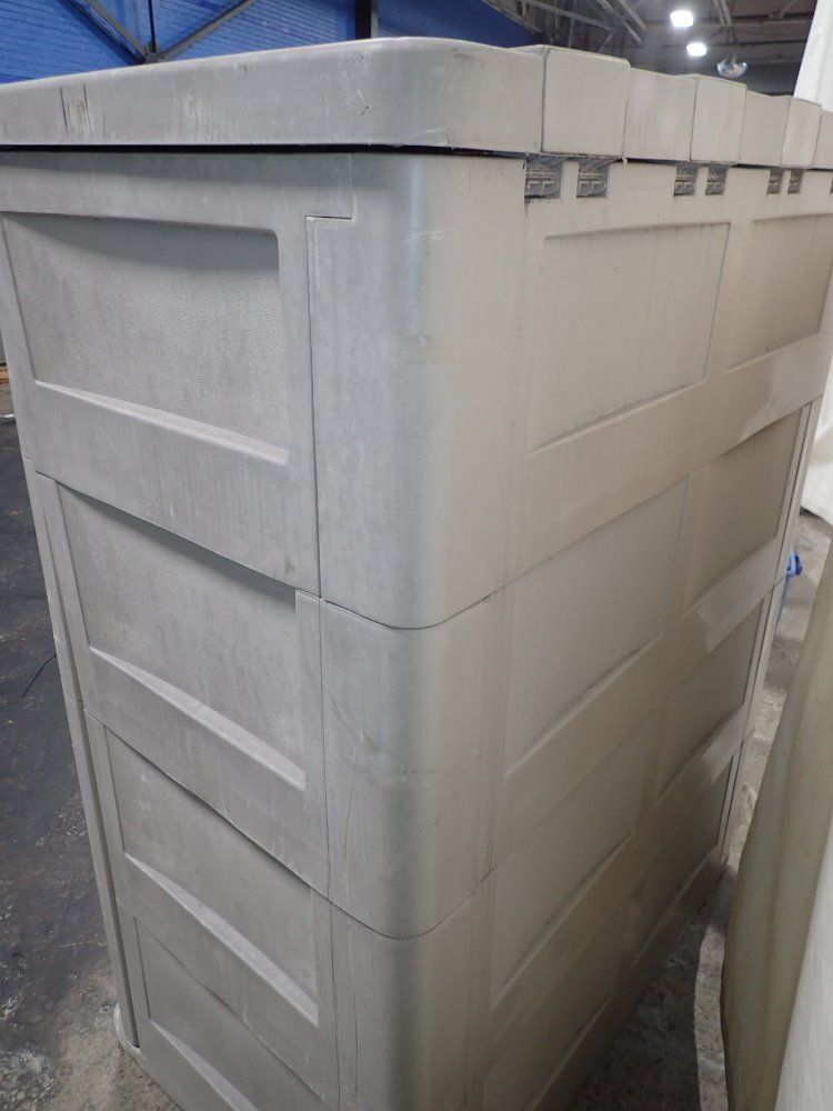 Suncast Storage Bin