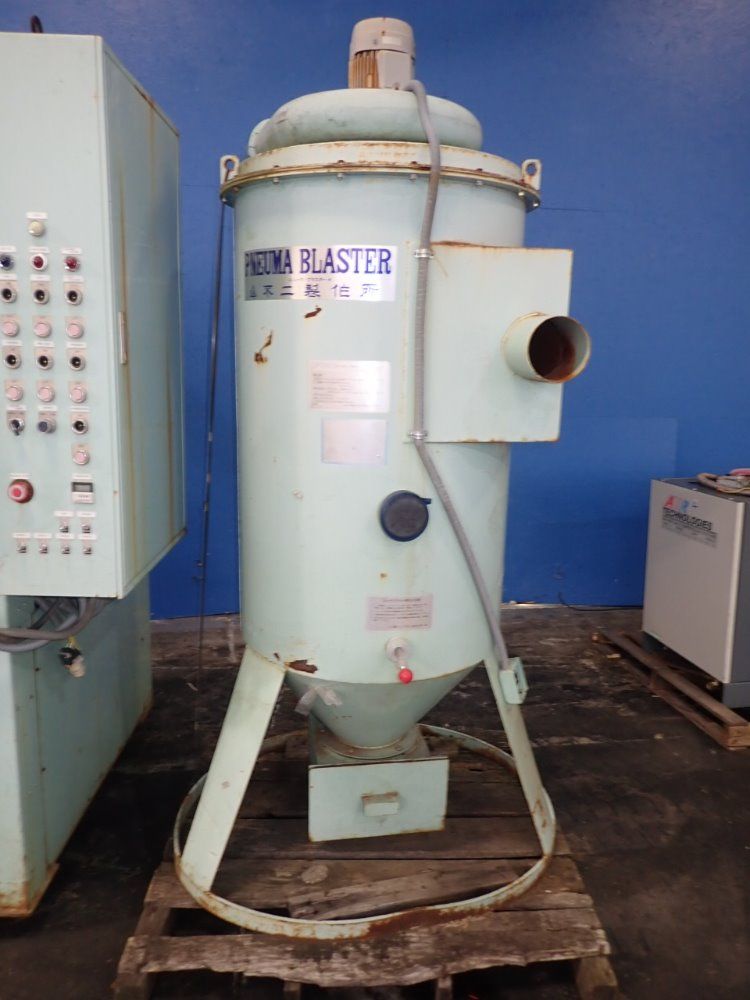 Pneuma Blaster Blast Cabinet