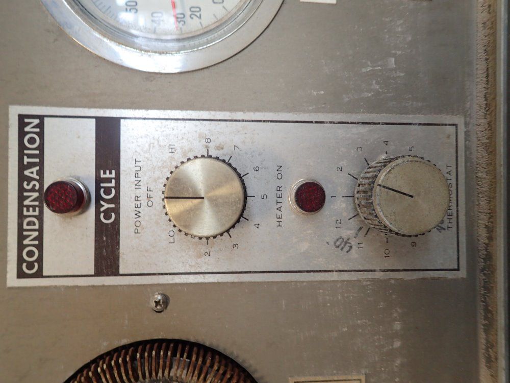 Q Panel Accelerated Weathering Tester