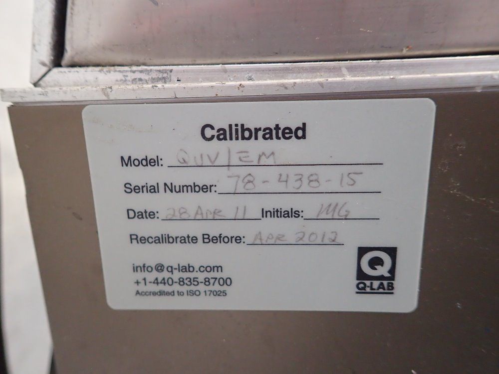 Q Panel Accelerated Weathering Tester