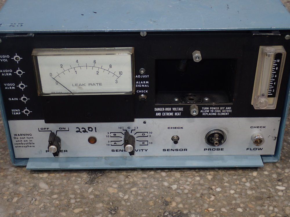 General Enclosure Halogen Leak Detector