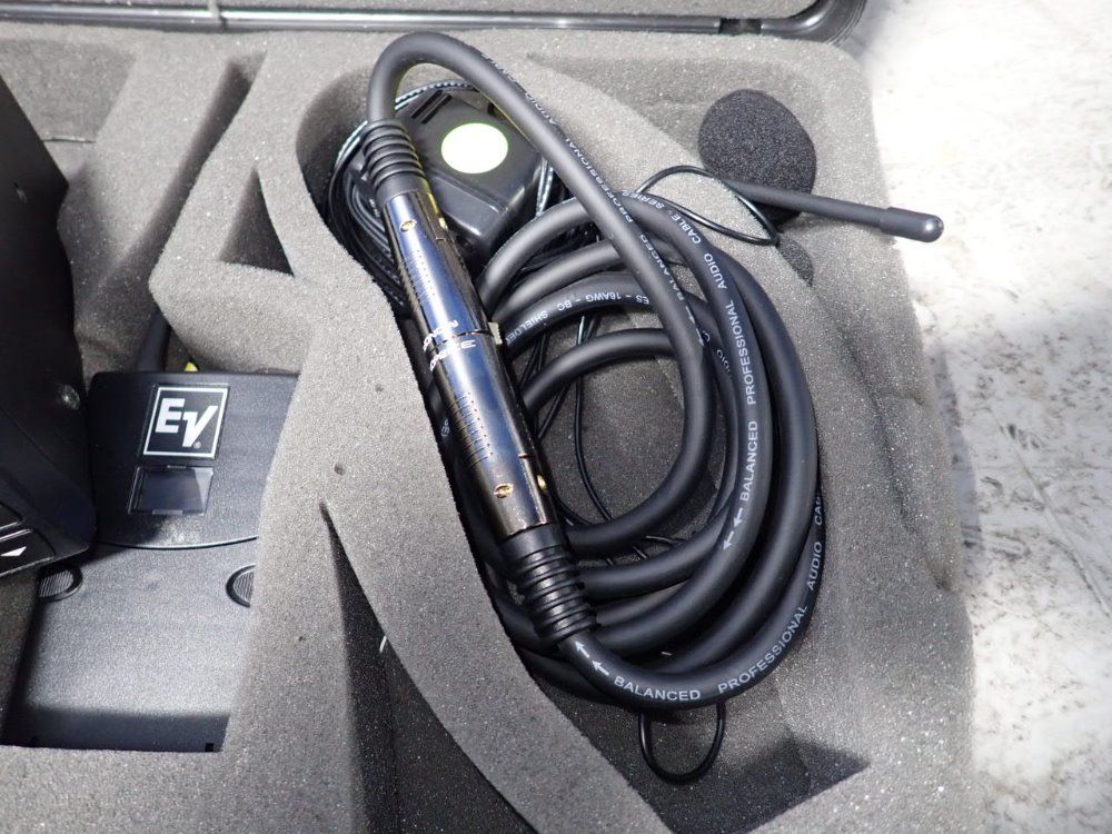 Electro Voice Wireless System