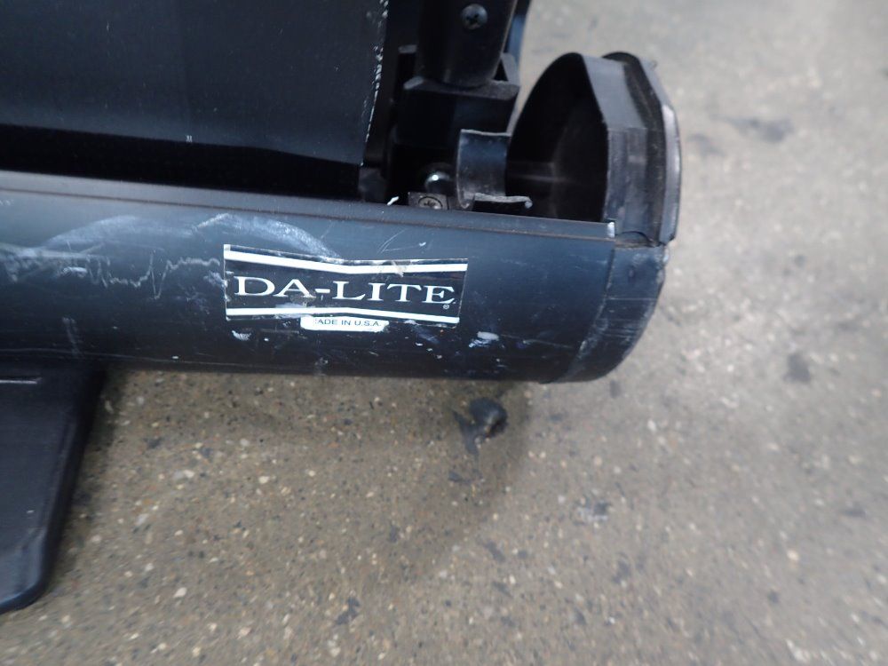 Da-lite Pojection Screen