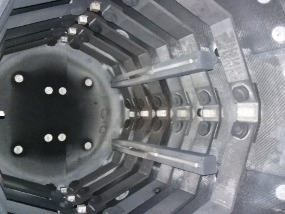 Ipsen Vacuum Furnace - 5100 Titan