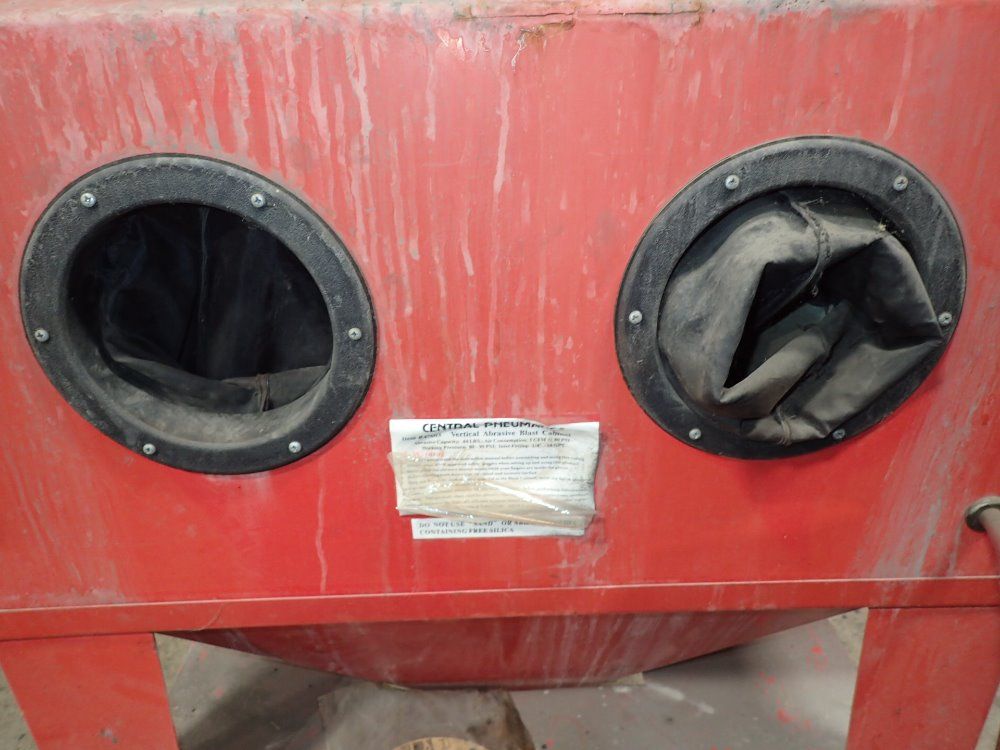 Central Pneumatic Blast Cabinet