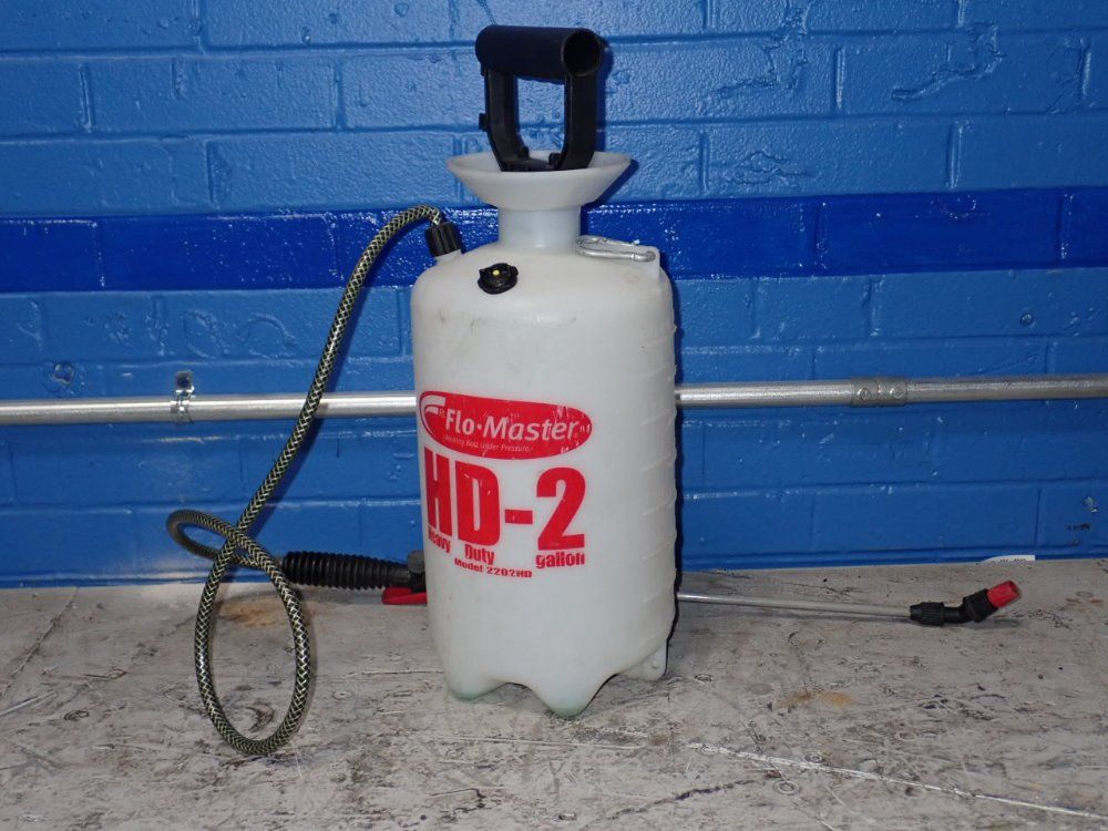 Flo Master Portable Sprayer