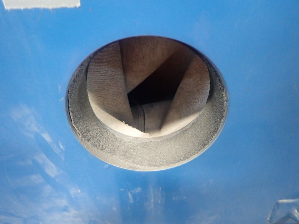 Cyclone Blast Cabinet