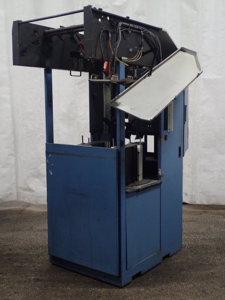 Quipp Newspaper Stacker