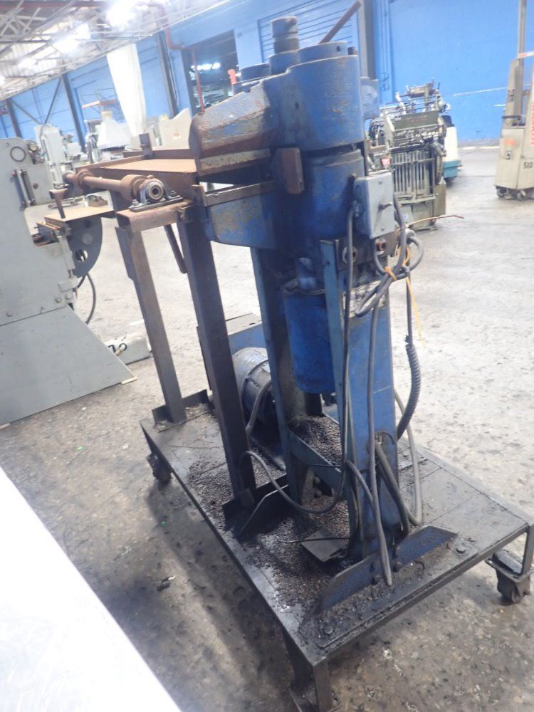 W.a. Whitney Hydraulic Cut-off Press