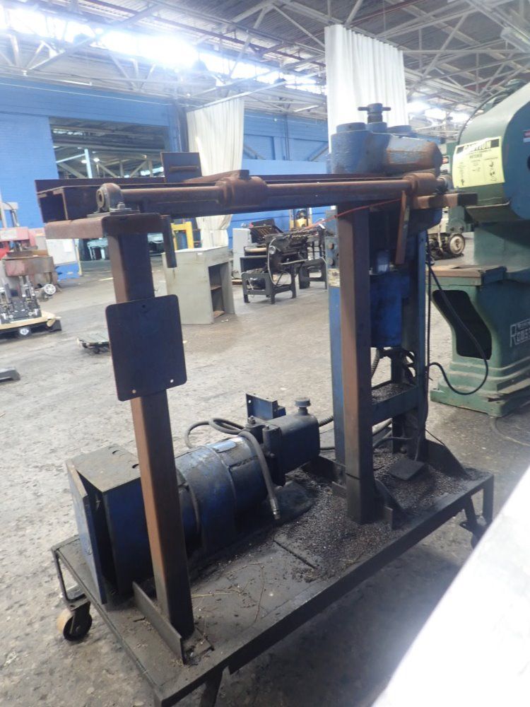 W.a. Whitney Hydraulic Cut-off Press