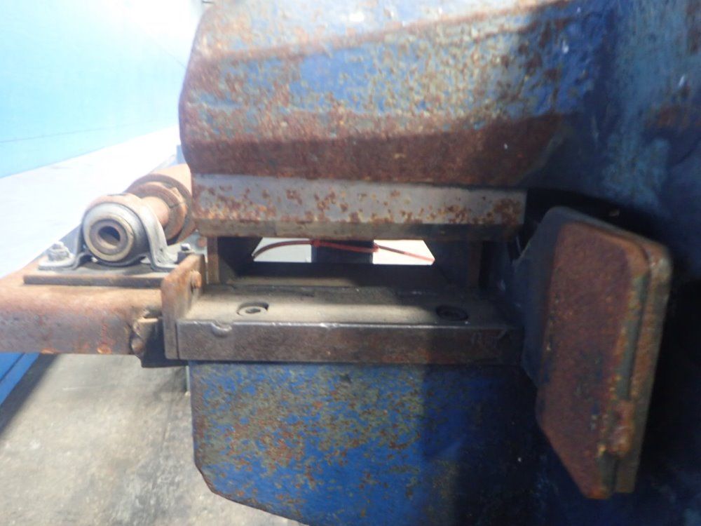 W.a. Whitney Hydraulic Cut-off Press