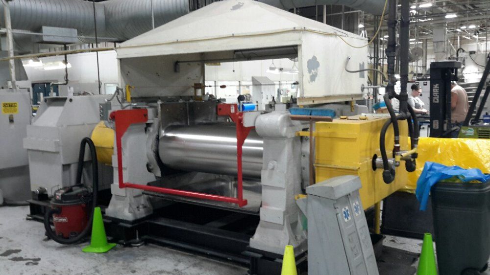 Adamson 150 Hp 60" Rubber Mill