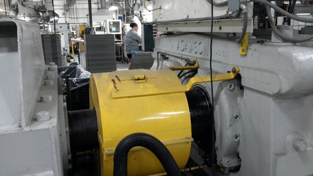 Adamson 150 Hp 60" Rubber Mill