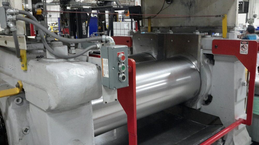 Adamson 150 Hp 60" Rubber Mill