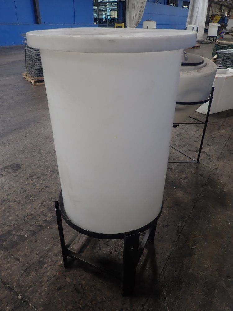 Chem-tainer Tank W/ Stand