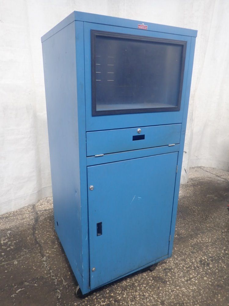 Adapto Workstation Enclosure