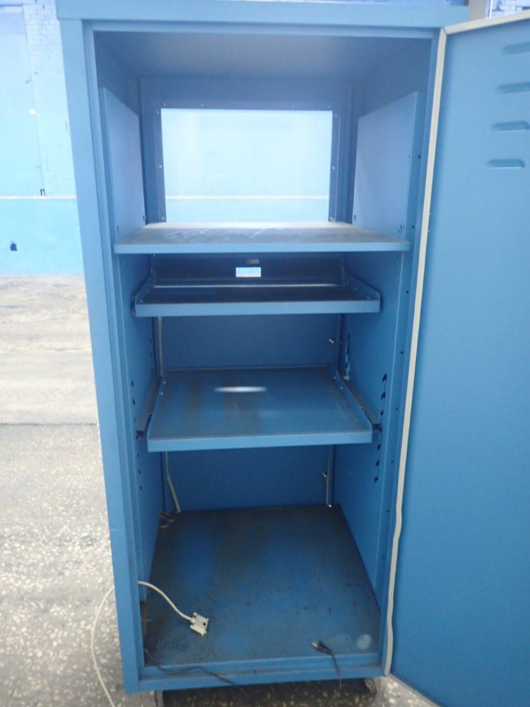 Adapto Workstation Enclosure