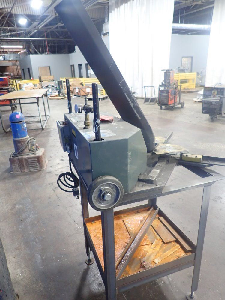 Engel/ Iowa Precision Notcher