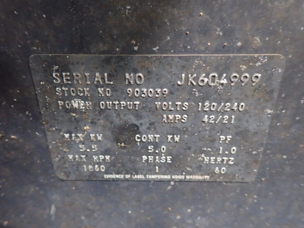 Miller 5kw 200a The Legend Aead-200le Gasoline Welder / Generator - The Legend Aead-200le