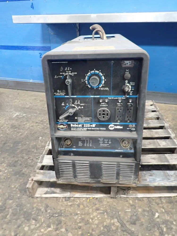 Miller 8kw 225a Bobcat 225 Gasoline Welder / Generator - Bobcat 225
