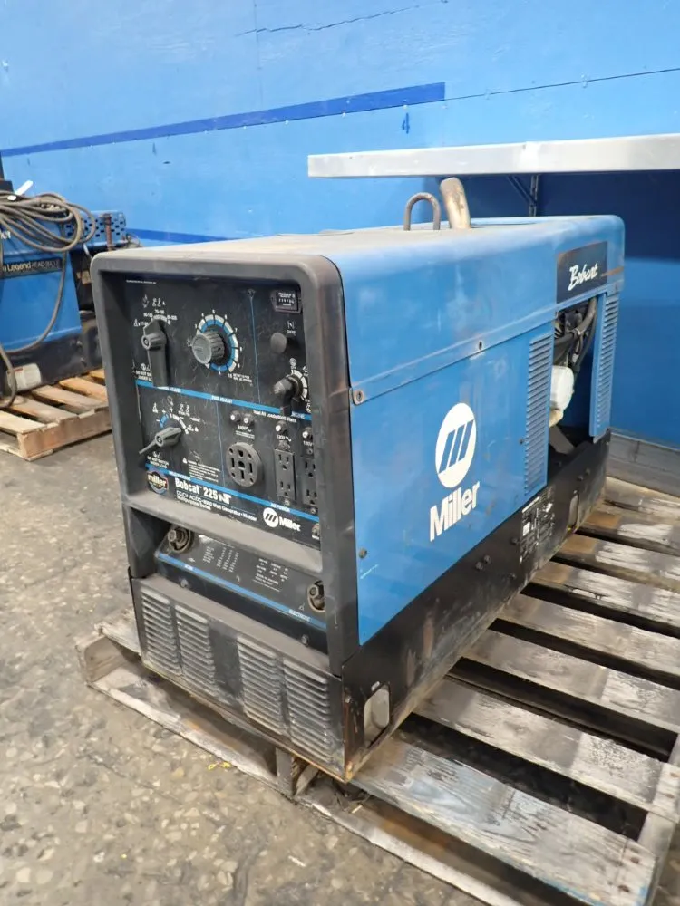 Miller 8kw 225a Bobcat 225 Gasoline Welder / Generator - Bobcat 225