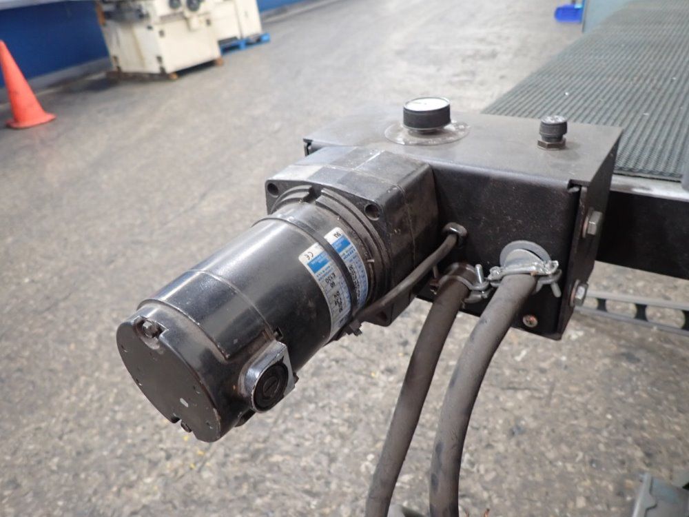 Supermax Tools 36" Conveyorized Brusher