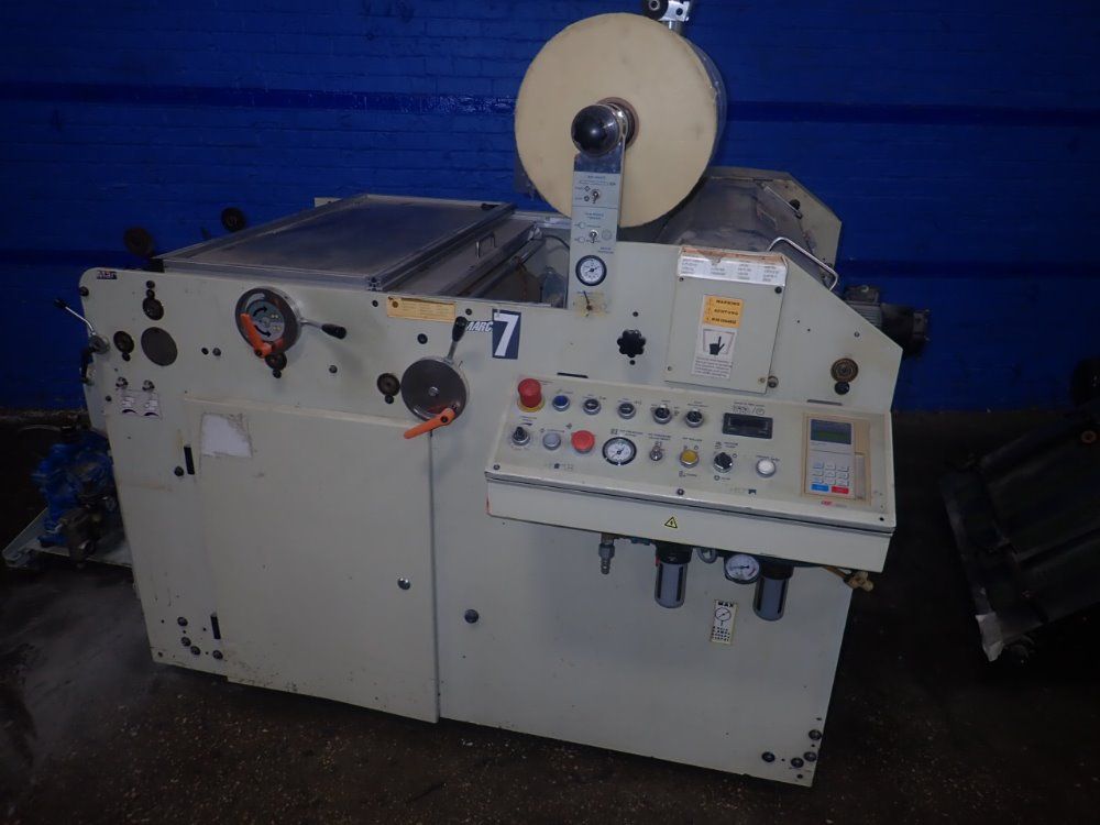 Gbc Voy30102/voyager 3 Hot Sheet Laminator - Voy30102/voyager 3