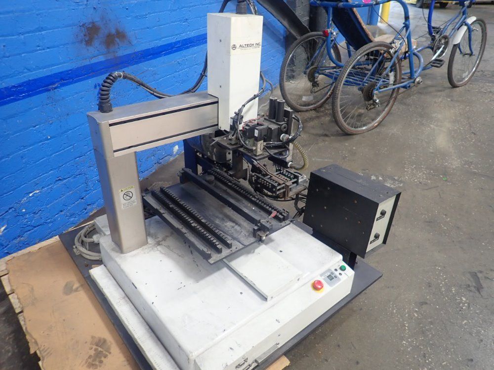 Altech/loctite Line Robot
