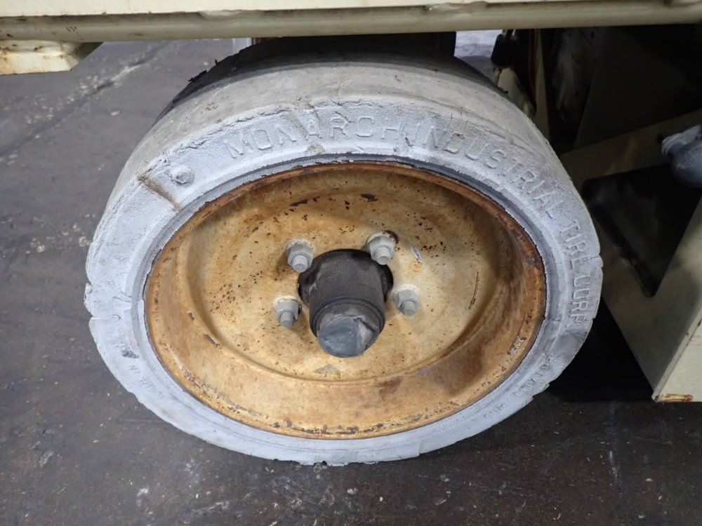 Jlg 750# 20' 2032-e2 Platform Scissor Lift - 2032-e2