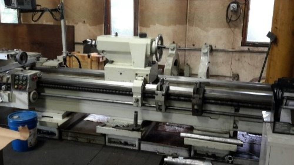 Poreba 31.5" / 42.5" X 196.9" Tpk-80/5m Gap Bed Engine Lathe - Tpk-80/5m