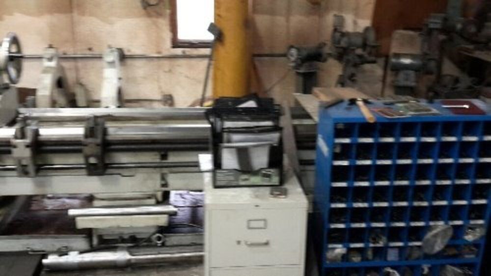 Poreba 31.5" / 42.5" X 196.9" Tpk-80/5m Gap Bed Engine Lathe - Tpk-80/5m