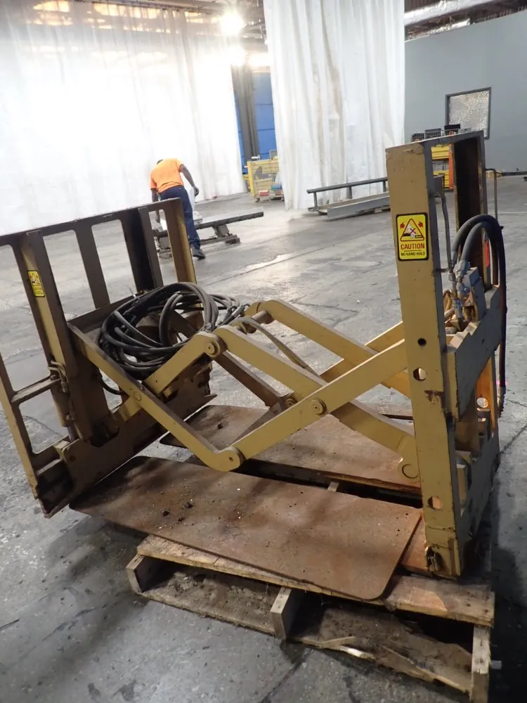 Cascade Forklift Push / Pull Slip Sheet Attachment