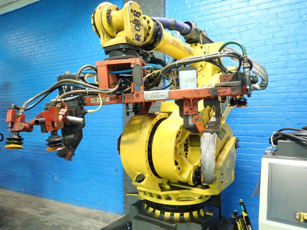 Fanuc R-2000ia/165f Robot - R-2000ia/165f