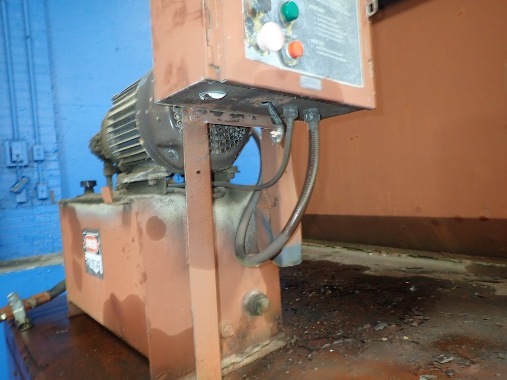 Mcclain Hydraulic Compactor