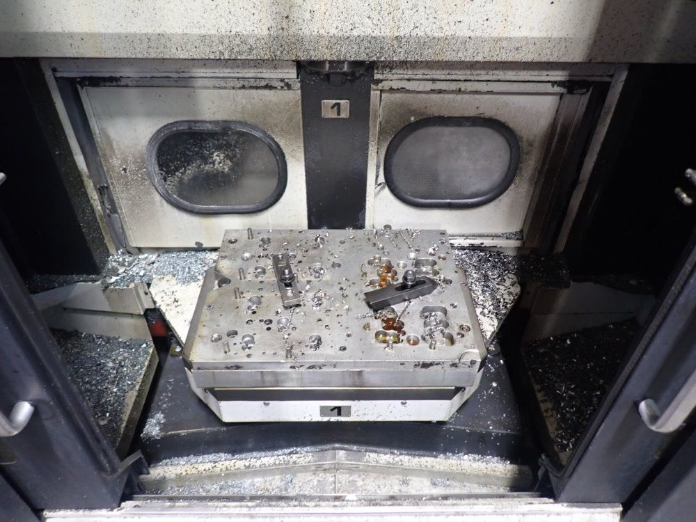 Okk 20" X 16" Vp400 Cnc Vmc - Vp400