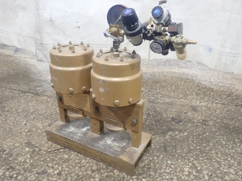 Coe-bilt Pneumatic Flask Press