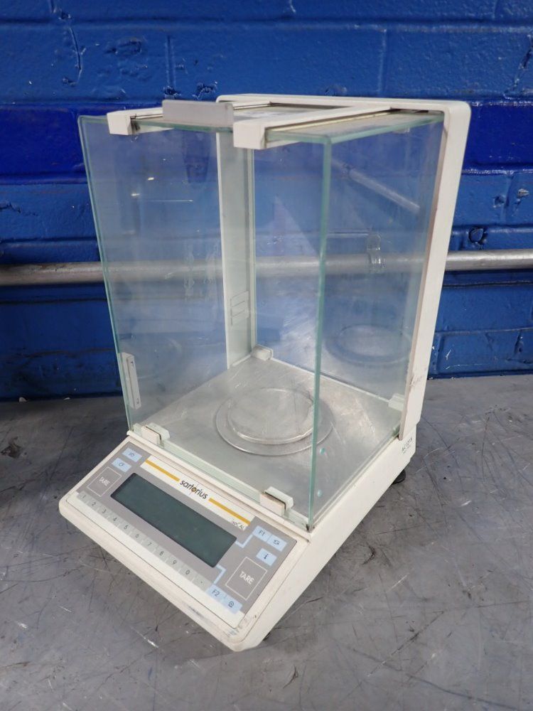 Sartorius Digital Scale
