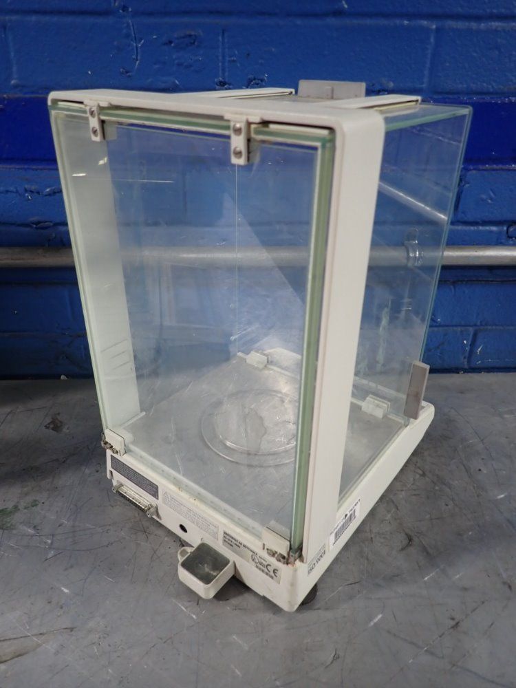 Sartorius Digital Scale