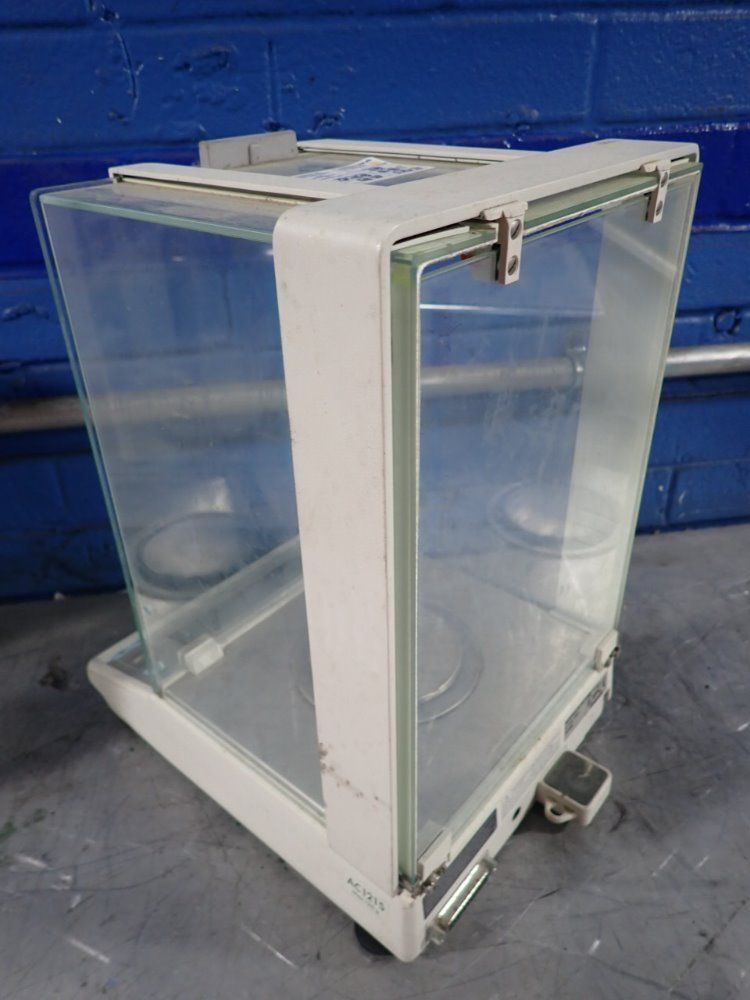 Sartorius Digital Scale