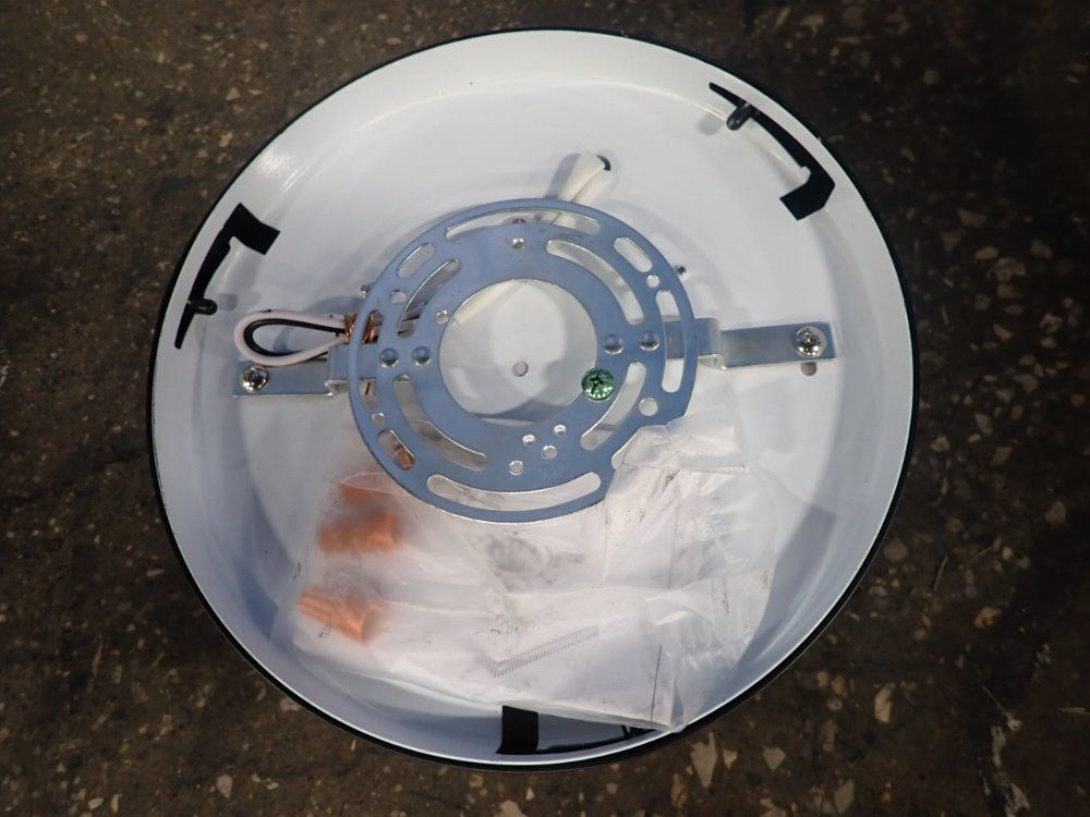 Nuvo Lighting Led Light Fixture