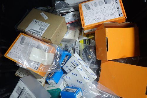 Square D / Han Kit Electrical Components