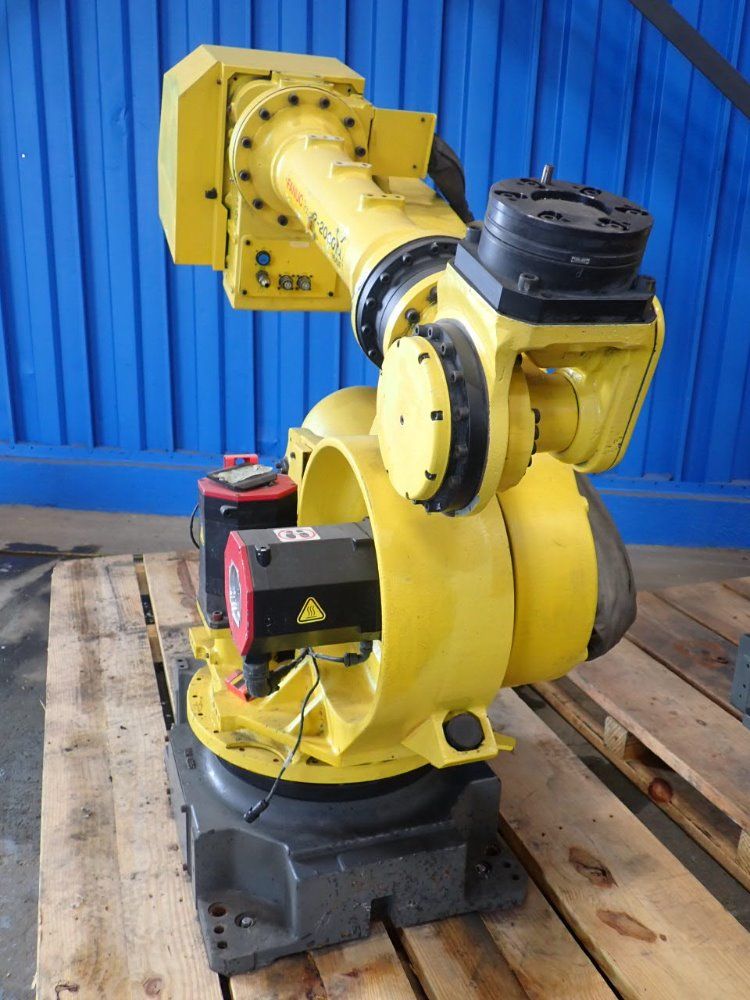 Fanuc R-2000ia/165f Robot - A05b-1324-b203