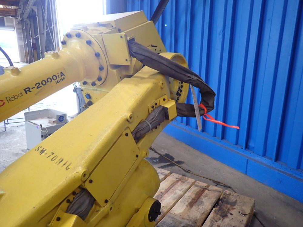 Fanuc R-2000ia/165f Robot - A05b-1324-b203