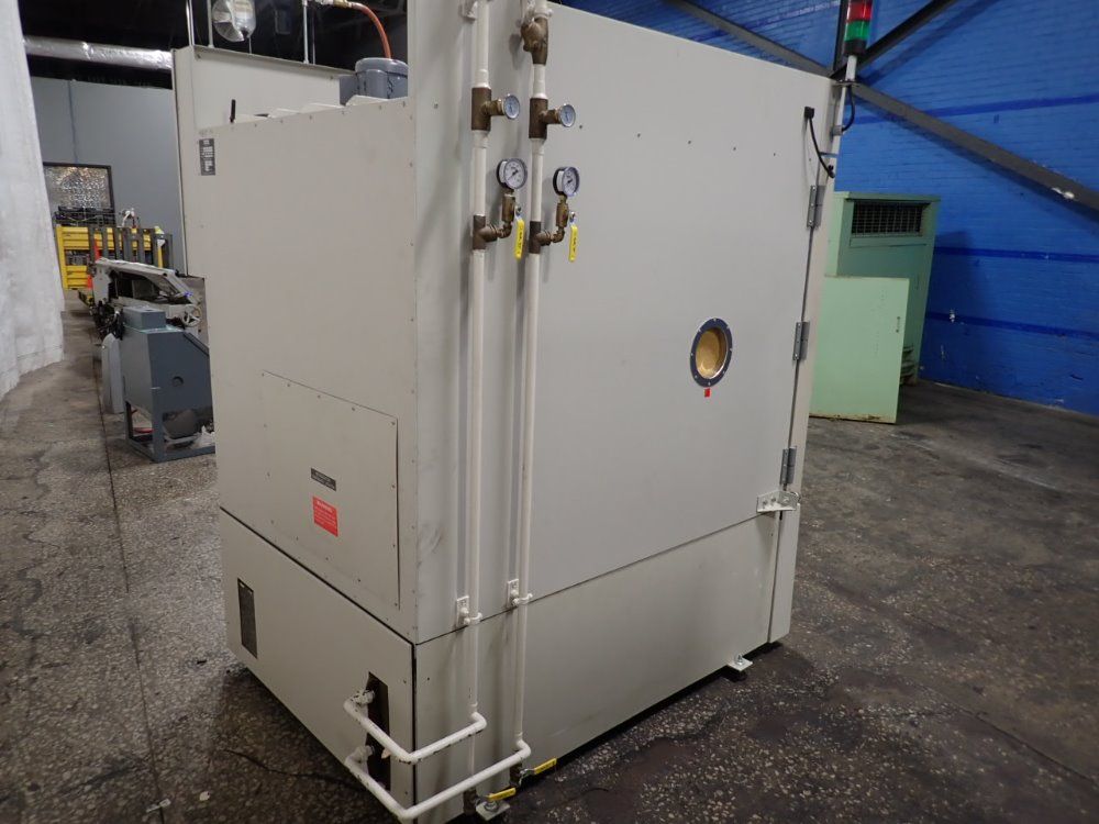 Cincnnati Sub Zero Environmental Chamber