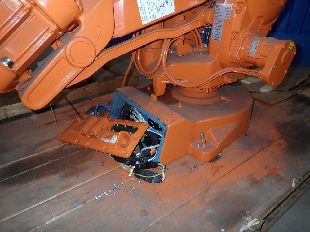 Abb Irb 2400 M2000 Robot - Irb 2400 M2000