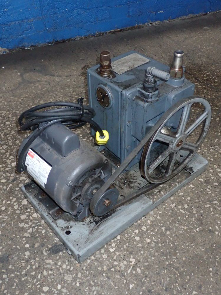 The Welch Scientific Company Vacuum Pump