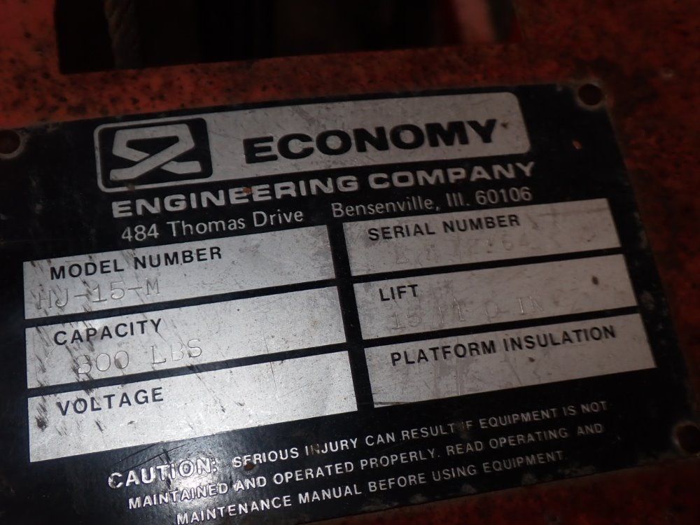 Economy Engineering Co. Hi-jacker/man Lift