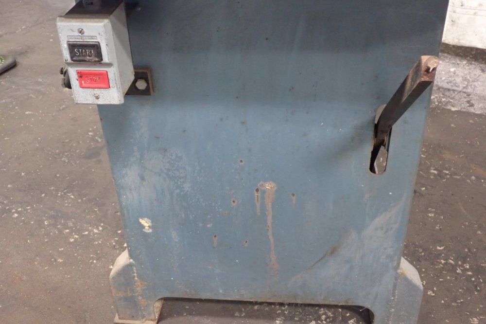 Roll-in Saw 24" Vertical Band Saw