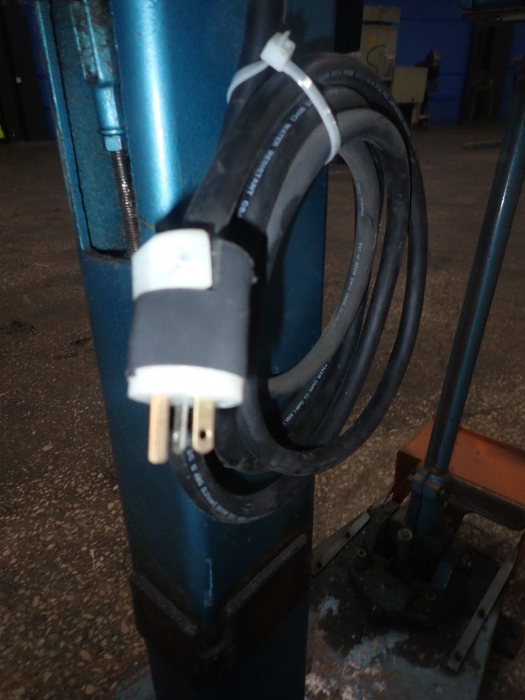 Interlake Riveter / Silver Stitcher